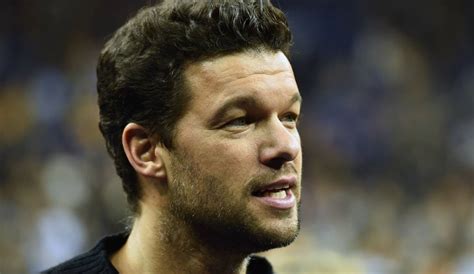 „wir werden nicht mehr gemocht, oder?, fragt die britische zöllnerin am flughafen. EM 2021: Michael Ballack und Fredi Bobic Experten bei ...