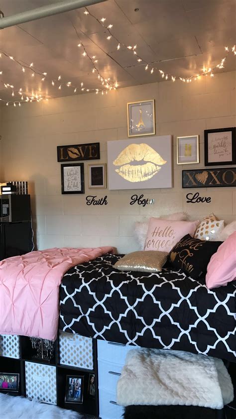 Dorm Room Themes Dorm Room Colors Pink Dorm Rooms College Bedroom