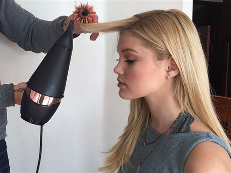 A blowout is a transformative experience that will allow you to confidently put your best foot forward in any situation. 7 Completely Doable Tips for Your Best At-Home Blowout ...