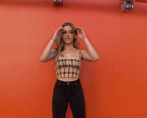 Celebsmoney has recently updated elle danjean's net worth. Elle Danjean | Instagram Live Stream | 25 February 2020 ...