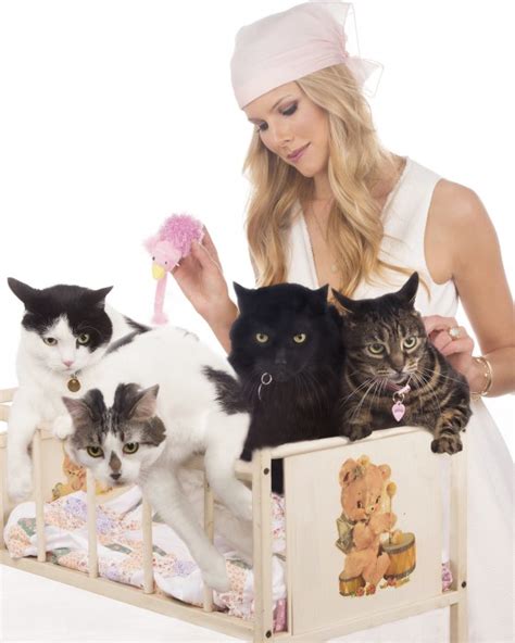 Howard Stern Cat Whisperer Shock Jock Wife Foster 50 Kitties