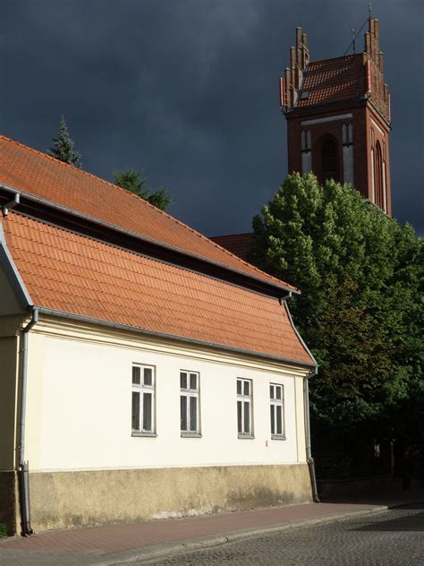 Zapraszam wszystkich serdecznie na moją stronę wędkarstwo łowca mrągowo będziemy rozmawiać i dzielić się naszą wiedzą na. Mrągowo - zaskakująca zabudowa i piękne Jezioro Czos ...