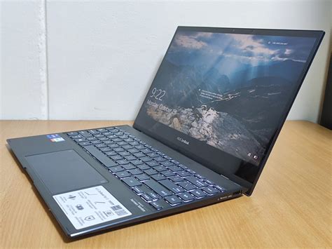 Laptop Asus Zenbook Flip Duta Teknologi