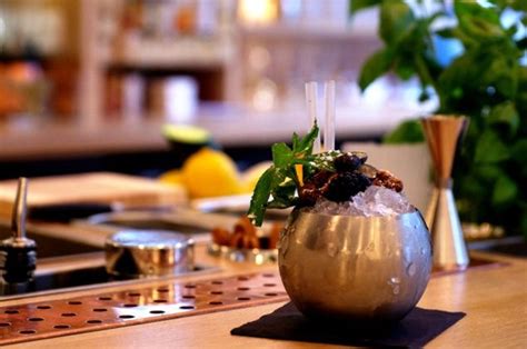 Tasting notes of grand marnier quintessence: Le CopperBay largue les amarres à Paris | Bar parisien ...