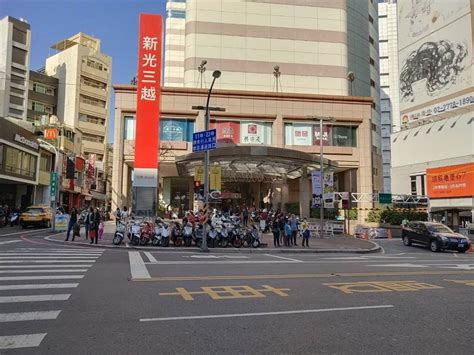 Search for text in url. 台南》新市區土地現值漲幅最高 新光三越中山店蟬連地王 - 生活 - 中時