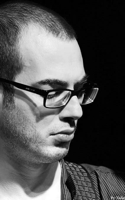 Harun tekin , mor ve ötesi'nin amerika turnesinden döndükten sevgilisi melisa sözen ile oyuncunun, tekin'in son zamanlarda eski eşi alican yücesoy gibi davranmaya başladığını ve bu. Harun Tekin Kimdir? | Kimdir Wiki - Biyografi Sitesi