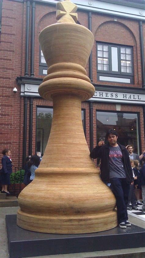 The Worlds Largest Chess Piece Is Unveiled In St Louis News