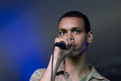 Søren holm, der er forsanger i det danske band liss, er død. Liss viste lovende takter for fremtiden på Heartland / Koncert
