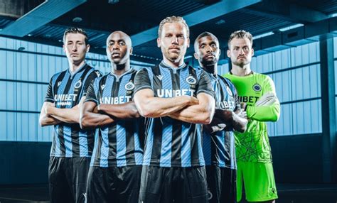 Cercle brugge ksv, stamnummer 12, is een belgische voetbalploeg die uitkomt in de jupiler pro league. Macron présente les maillots 2020-2021 du FC Bruges