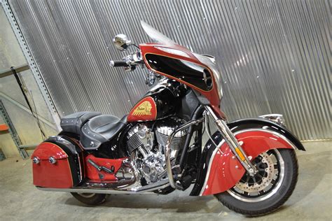 It's the first indian motorcycle® ever with a hard fairing, ard saddlebags and unprecedented new comfort and convenience features. 2014 Indian Chieftain Custom Two-Tone Paint 3K Miles MINT ...