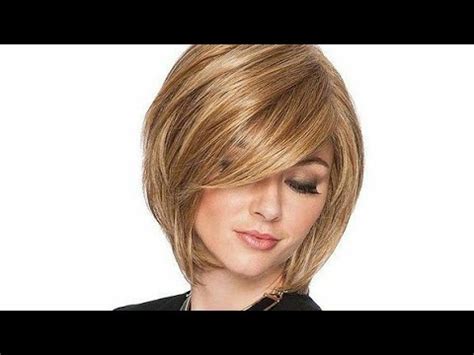 ما هي انواع قصات الشعر واسمائها للنساء؟ للنساء قصات شعر متعددة وبمختلف الستايلات، وفي كل فترة تصبح بعض القصات أكثر رواجاً موديلات قصات شعر قصير مع غرة. قصات الشعر المتوسط واسمائها - قصات الشعر الطويل وأسمائها