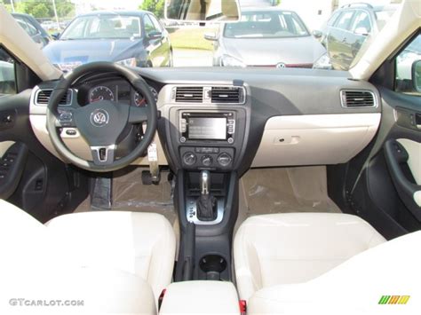 2012 Volkswagen Jetta Se Sedan Cornsilk Beige Dashboard Photo 52355547