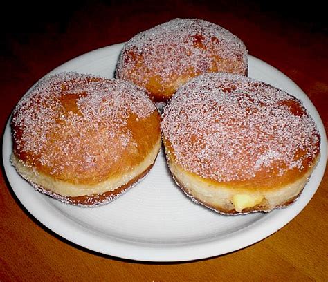 Zum frühstück gibt es knusprige schrippen (wie der. Berliner von Conny77 | Chefkoch.de