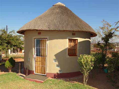 Rondavel Africa Hut In South Africa Stock Image Image Of Tribal King