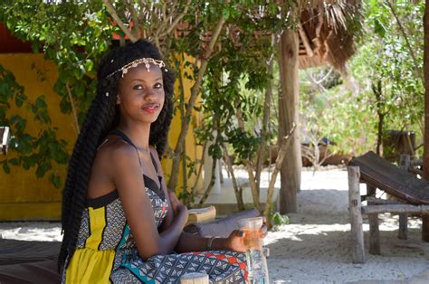 9 hilarious questions you get as an african woman travelling solo just rioba