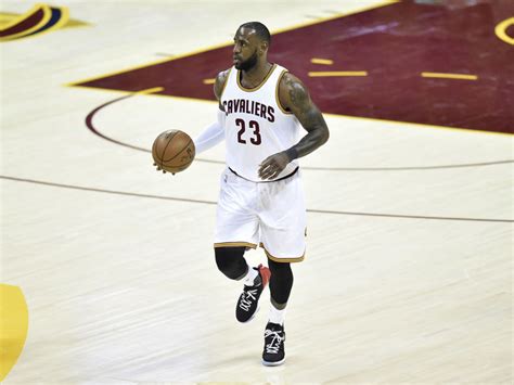 Watch Lebron Spins Ball In Hands Twice Before Casually Draining 3