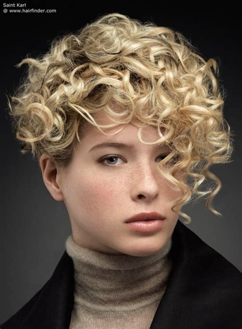 32 Amazing Style Girl Haircut For Curly Hair