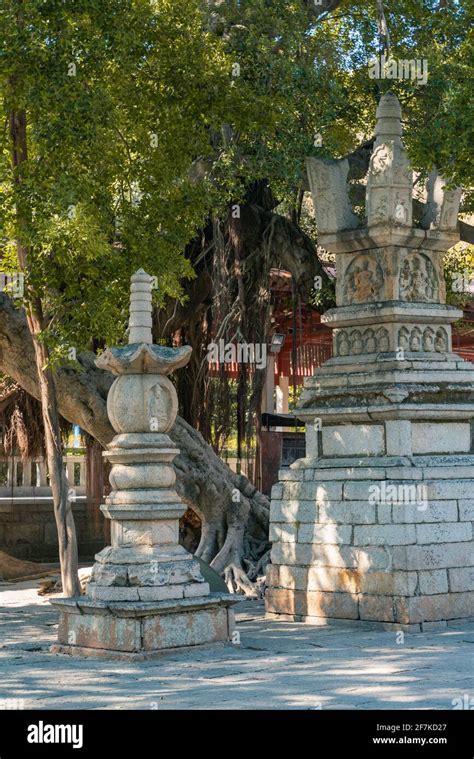 Kaiyuan Temple A Historic Buddhism Temple In Quanzhou China Stock