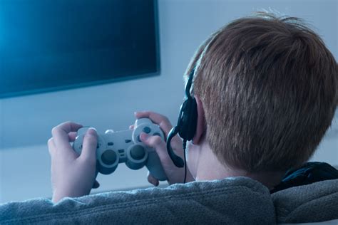 Des monats fällig ist, können sie den test frühestens am 10. Ab wann leidet man unter Computerspielsucht? Erster Test ...