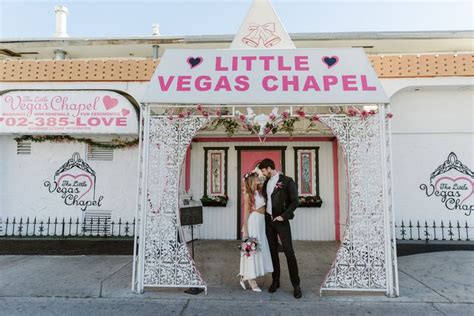 Viva Las Vegas A Truly Unique Wedding Experience Vicinity Weddings