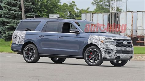 2022 Ford Expedition ST Spy Shots Photo Gallery