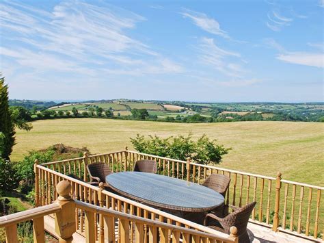 Welsh Country Retreats Offer Pet Friendly Accommodation In Mydroilyn