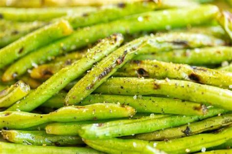 The Best Grilled Green Beans Recipe Julie Blanner