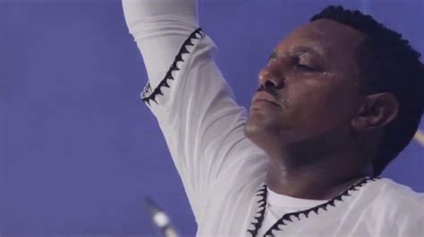 Ethiopian Singer Teddy Afro Goes Global Bbc News