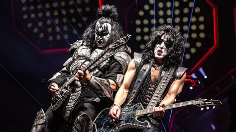 Kiss Announce Kiss 2020 Goodbye Livestream New Years Eve Concert