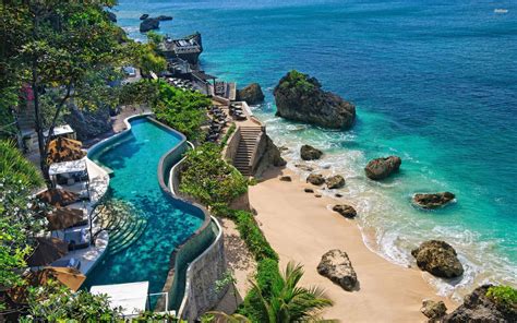 Download Luxury Beach Resort Bali Indonesia Wallpaper