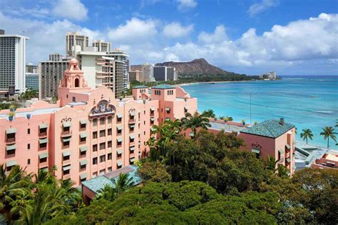 7 Best Resorts In Oahu For Families 2024