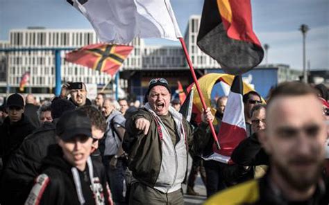 Honderden Duitse Rechts Extremisten Gezocht Dagblad Van Het Noorden
