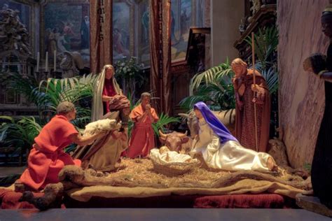 Eits, daripada terlalu panjang, yuk ah cek kumpulan gambar pemandangan di bawah ini. Gambar Natal Bayi Dalam Palungan : Yesus Adalah Hadiah ...