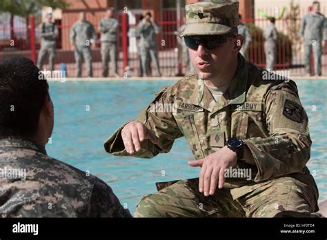 Arizona National Guard Soldiers Partner With Rotc To Compete For Hi Res