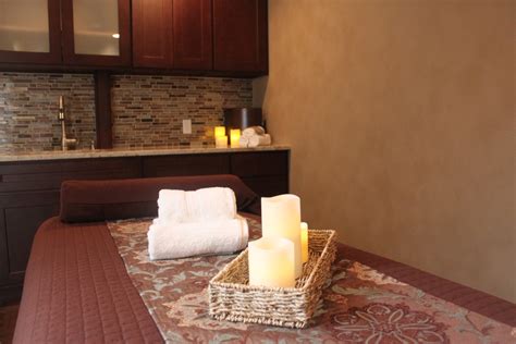 Maximize Massage Benefits With These Tips Massage Therapy Aromatherapy Swedish Massage Deep