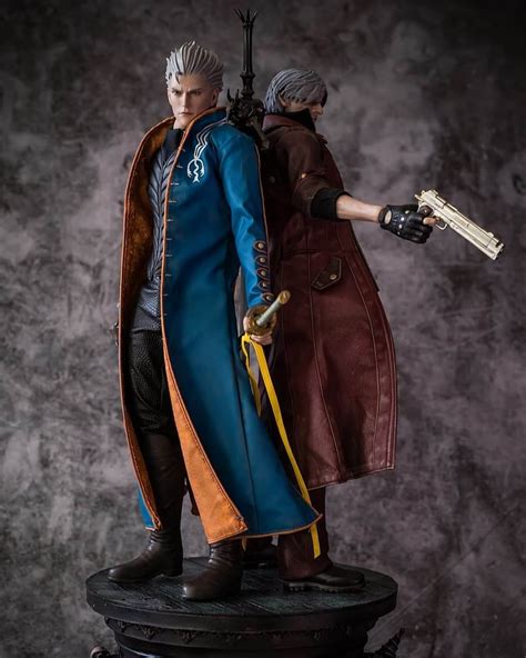 Devil May Cry Dante And Vergil Figround