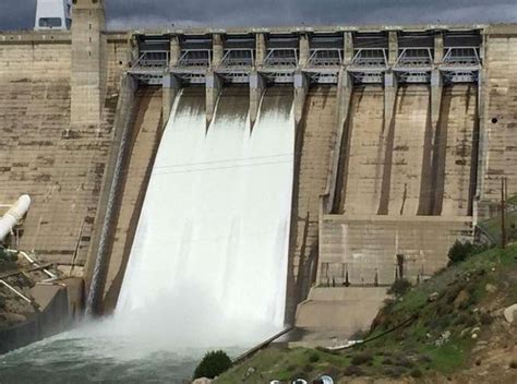 Folsom Dam Floodgates Open For First Time In 5 Years