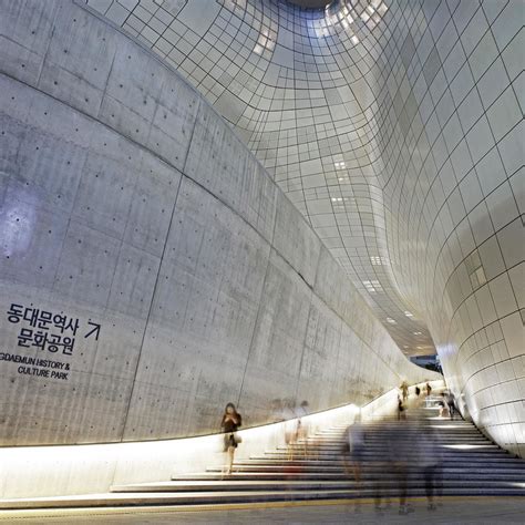 Dongdaemun Design Plaza Ddp 동대문디자인플라자 Photoby 이정원