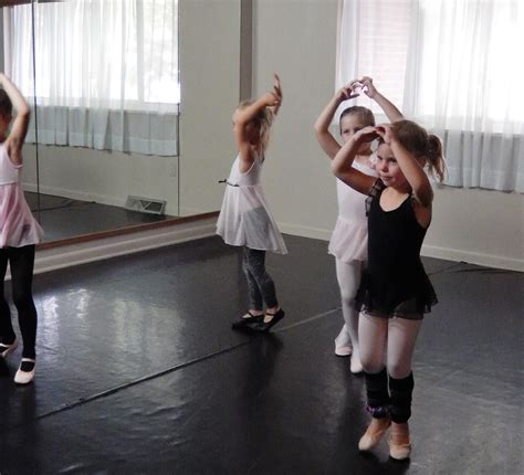 Petite Ballerinas 3 11 — Front Range Classical Ballet Academy