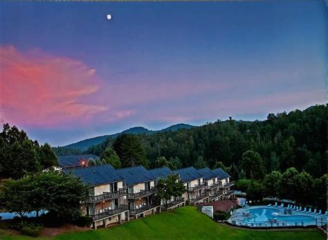 The Inn At Kingwood Resort Clayton Garight In The Heart Of The