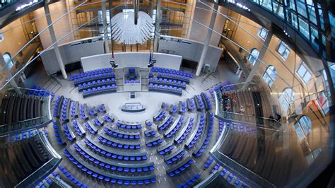 Ihr benötigt lediglich einen computer mit internetzugang. Live: Bundestag debattiert über kriminelle Clans ...