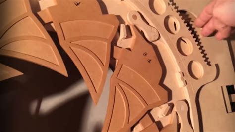 Mechanical iris inner workings test - 16 blades! - YouTube