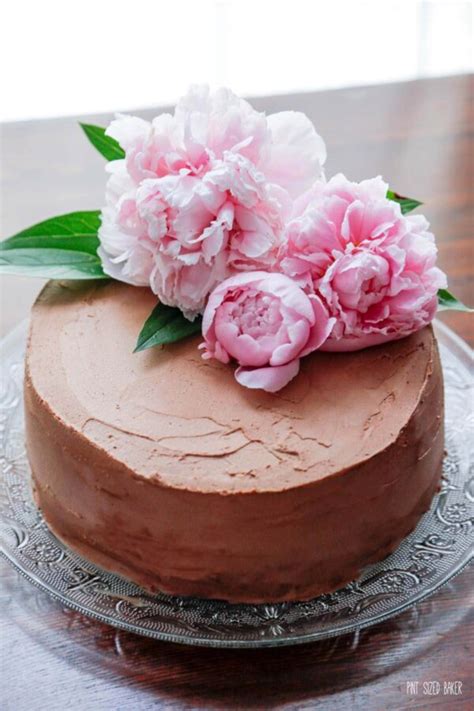 Peony Cake How To Decorate Your Cake With Peonies Pint Sized Baker
