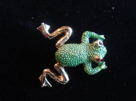 Vintage Articulated Rhinestone Frog Pinbrooch Gem