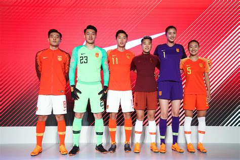 The chinese national football team (zhōngguó guójiā zúqiú duì), recognized as china pr by fifa, is the national association football team of the people's republic of china and is governed by the chinese football association. Introducing the 2018 China National Team Collection - Nike ...