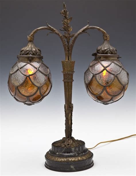 862 Bronze And Marble Double Globe Table Lamp Lot 862
