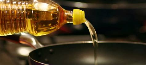What damage can be caused by overfilling your oil. Why Rancid Cooking Oil is Bad For You?