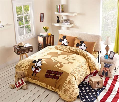 Created in 1928, his popularity helped to grow the walt disney company from a small cartoon studio into a massive global enterprise. Mickey Mouse Brown Bedding Set | EBeddingSets