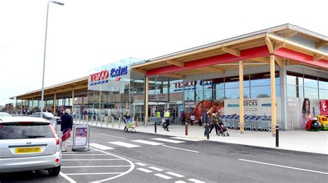 New Lincoln Tesco Extra Store Opens