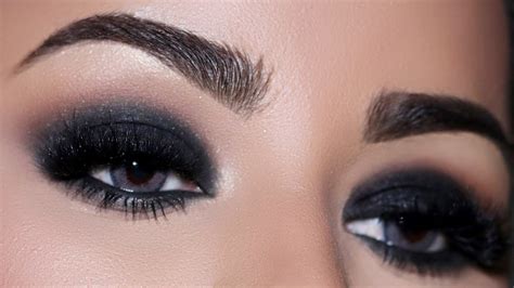 How To STEP BY STEP PERFECT BLACK SMOKEY EYE TUTORIAL FOR BEGINNERS